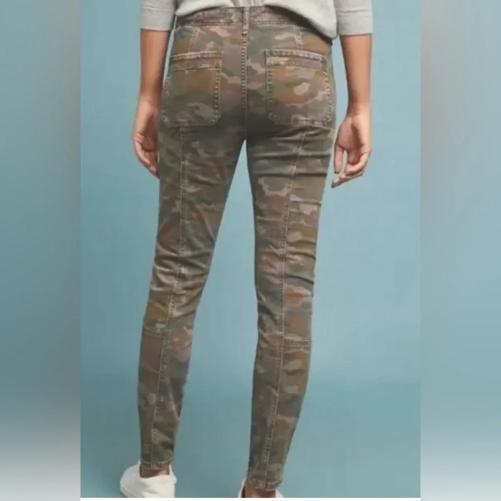 Anthropologie Jefferson Slim Fit Utility Camo Button Fly Jeans Women’s Size 30